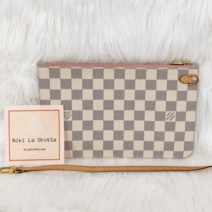 ❌ SOLD ❌Louis Vuitton Damier Azur Pochette